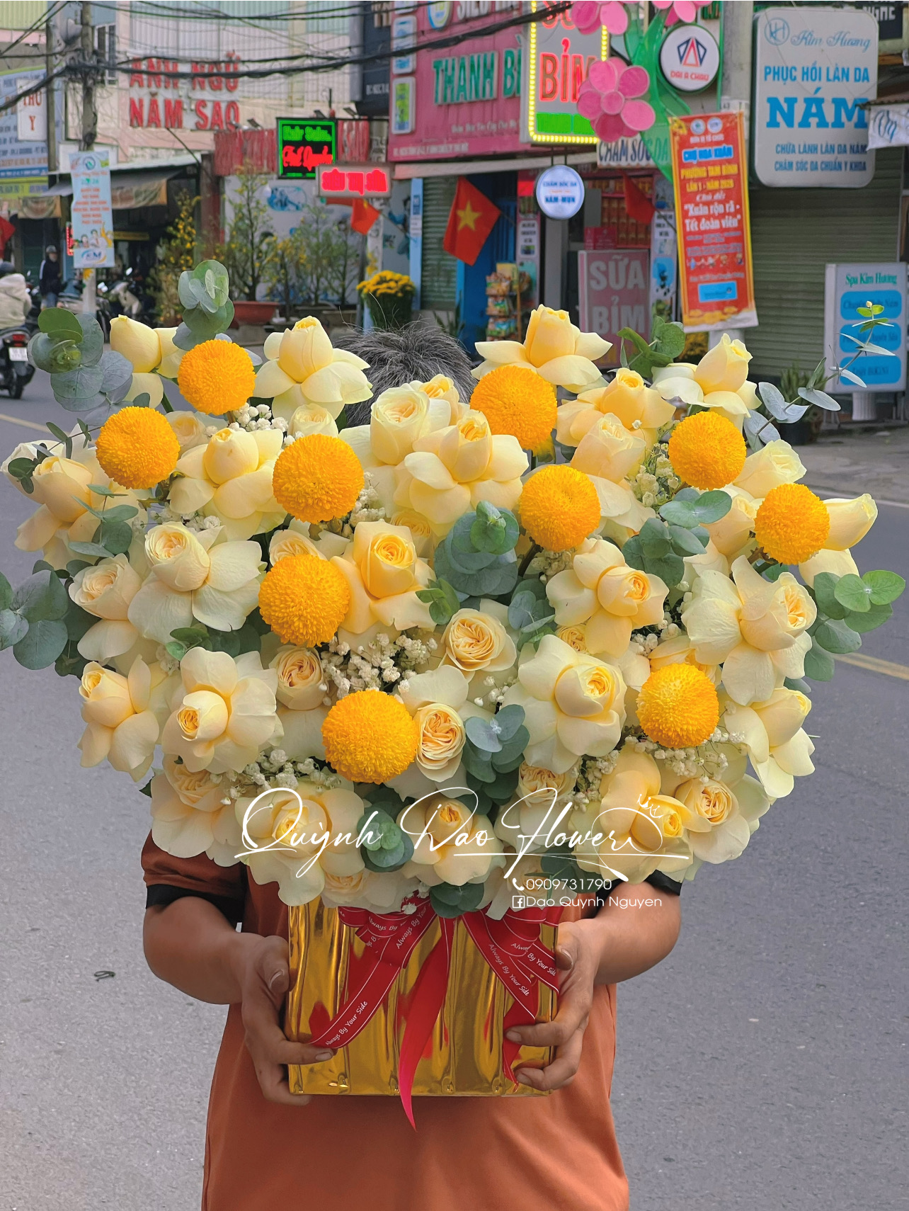 Giỏ hoa to khổng lồ