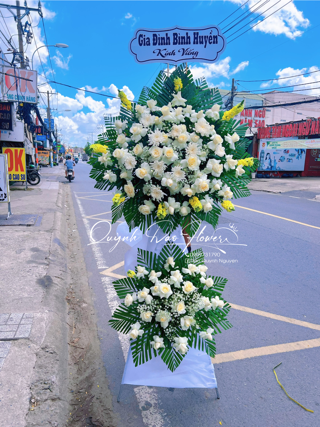 Kệ tang quận 12
