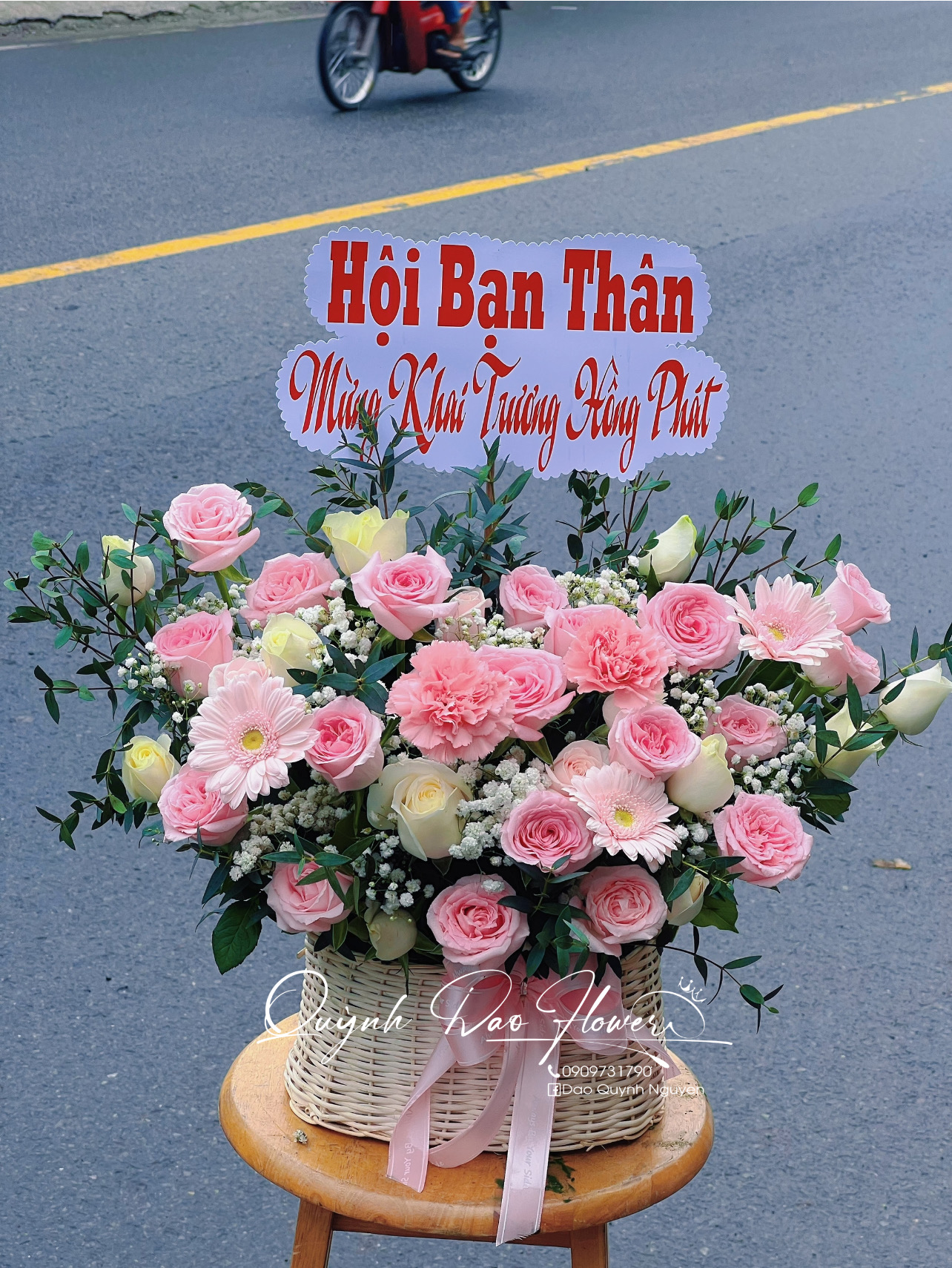 Giỏ hoa hội bạn thân 