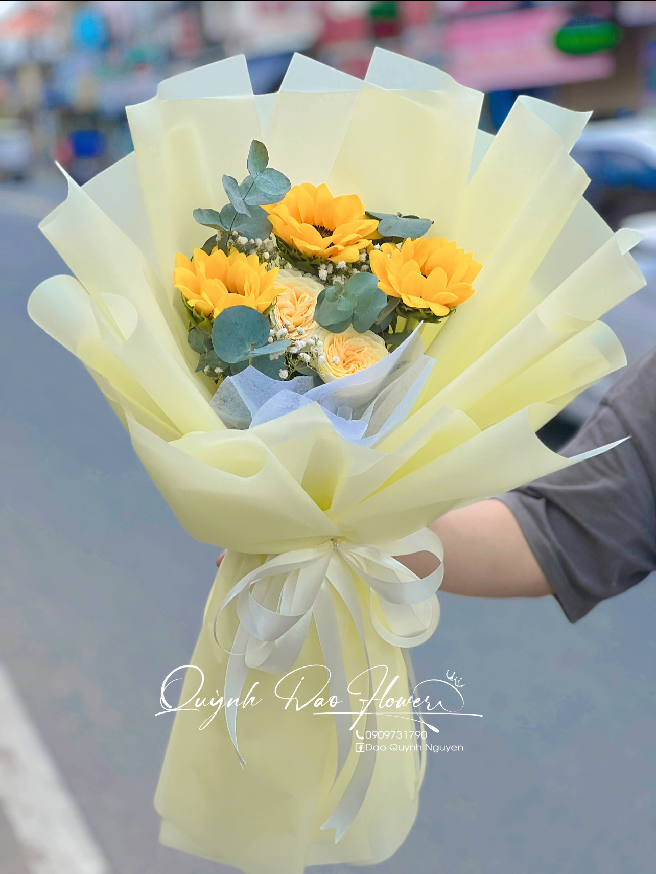 Bó hoa tốt nghiệp nhỏ xinh