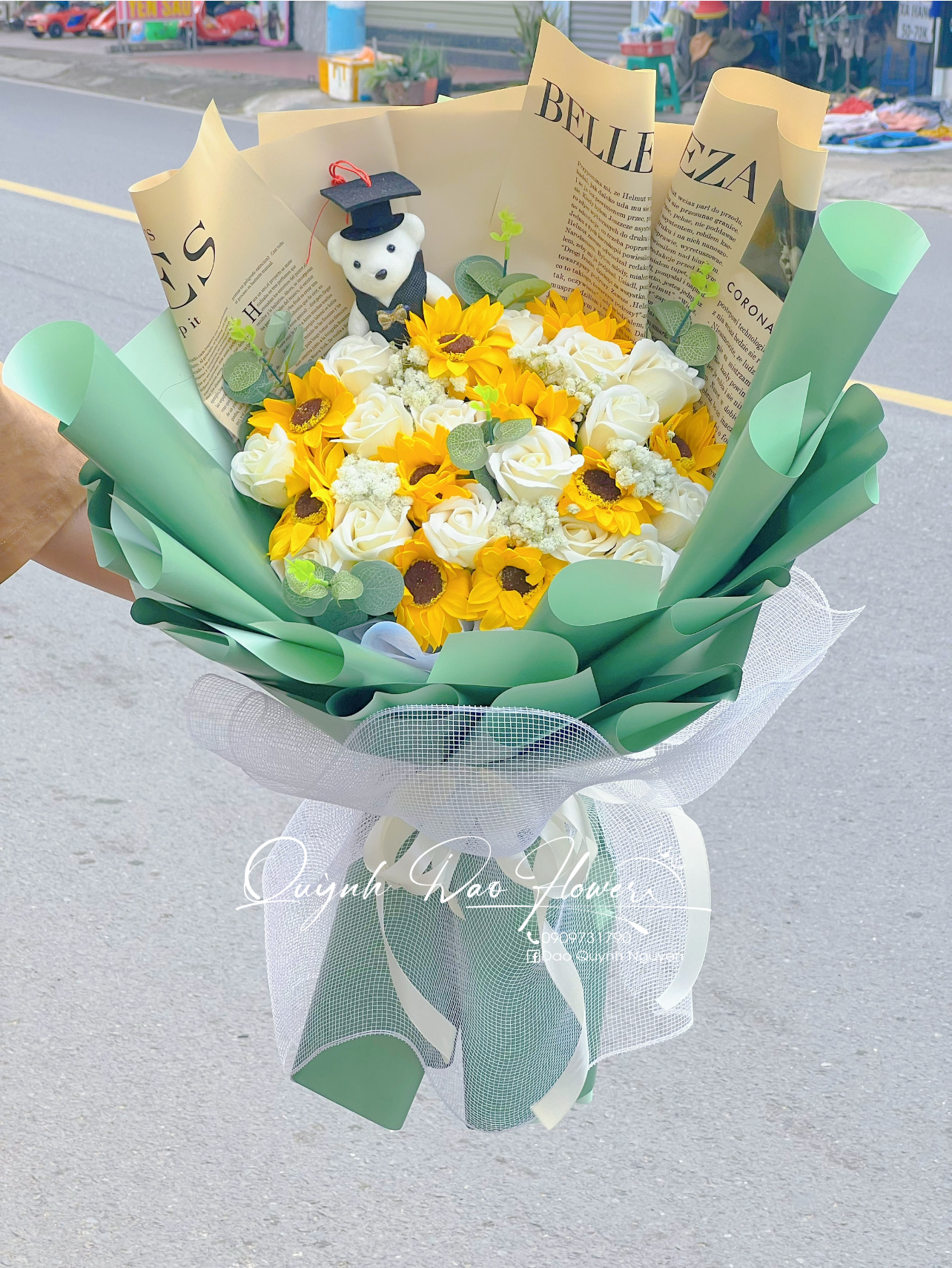 Bó hoa sáp hướng dương mix hoa hồng 