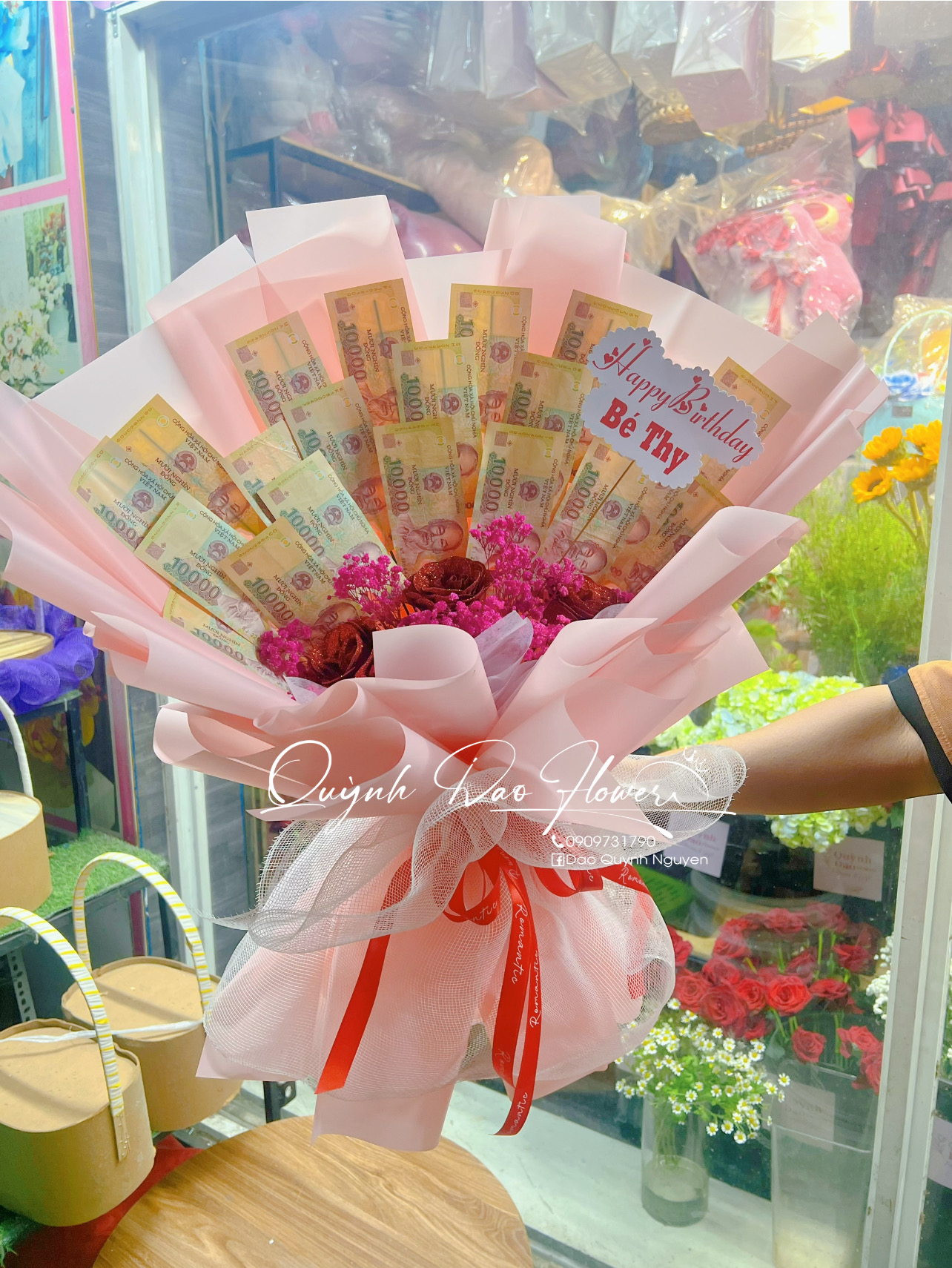 Bó hoa tiền 20 tờ 10k