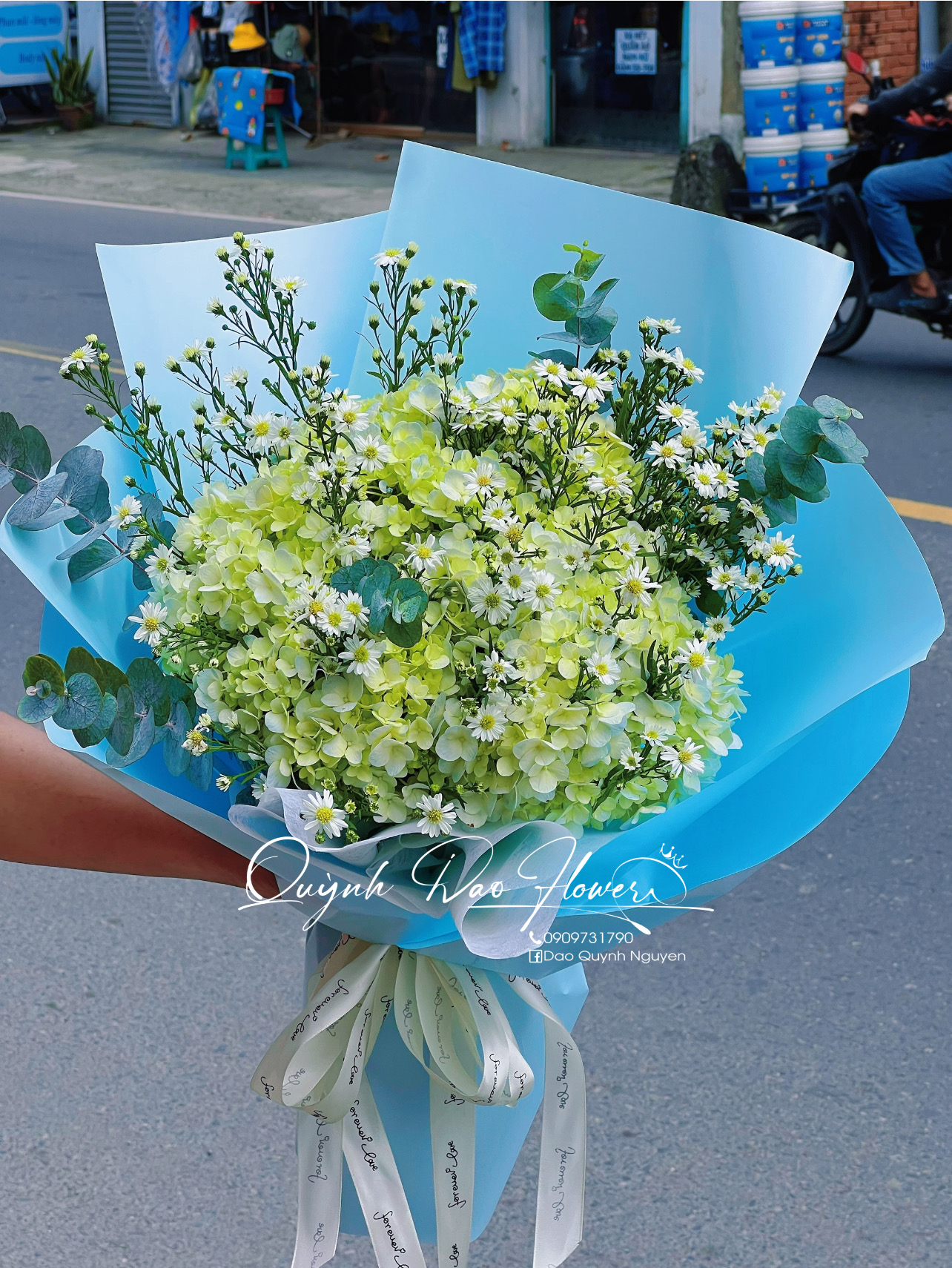 Bó hoa Cẩm Tú cầu mix thạch thảo 