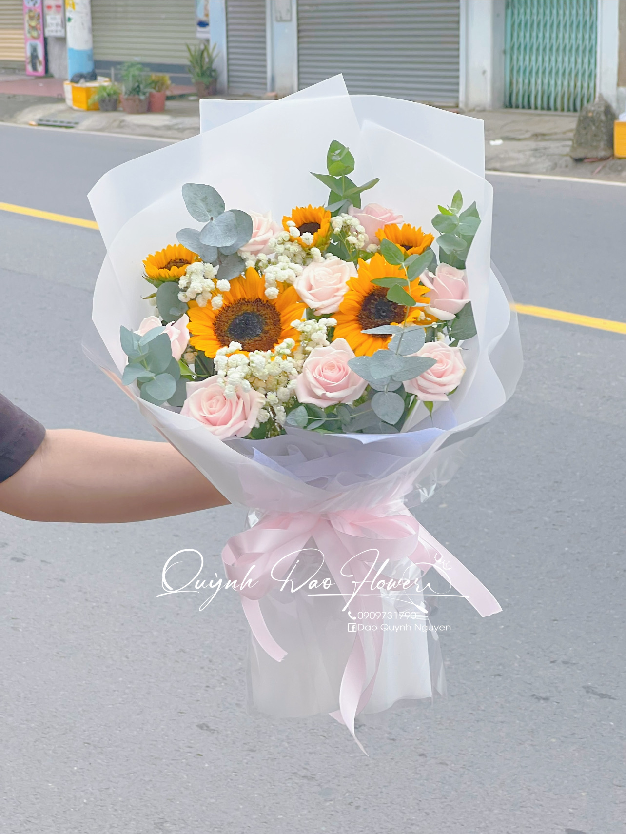 Hoa tốt nghiệp hocmon 