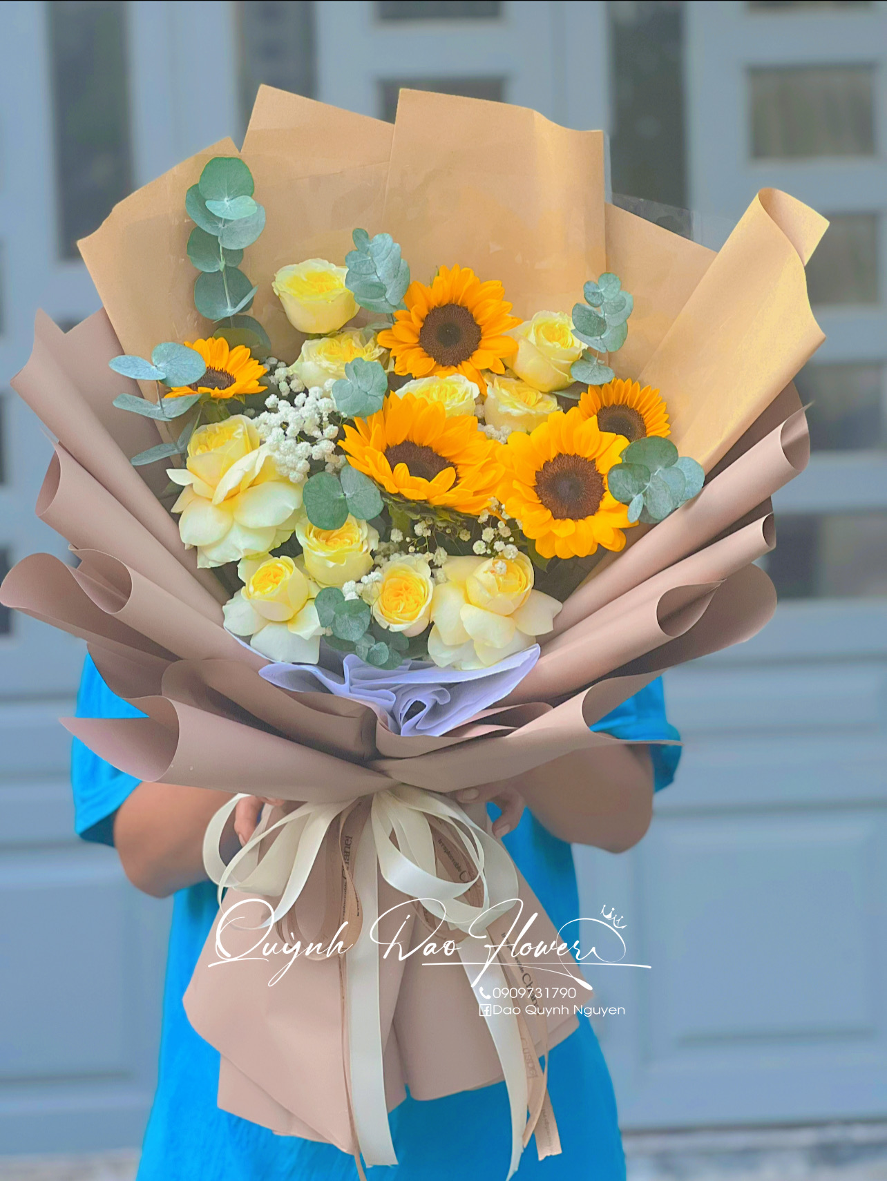 Bó hoa hướng dương tặng bạn tốt nghiệp 