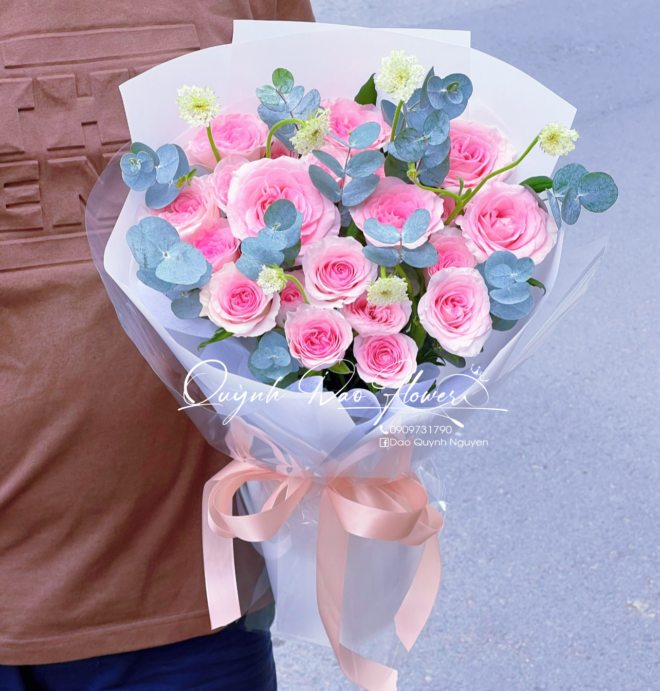 Bó hoa hồng lạc thần quận 12