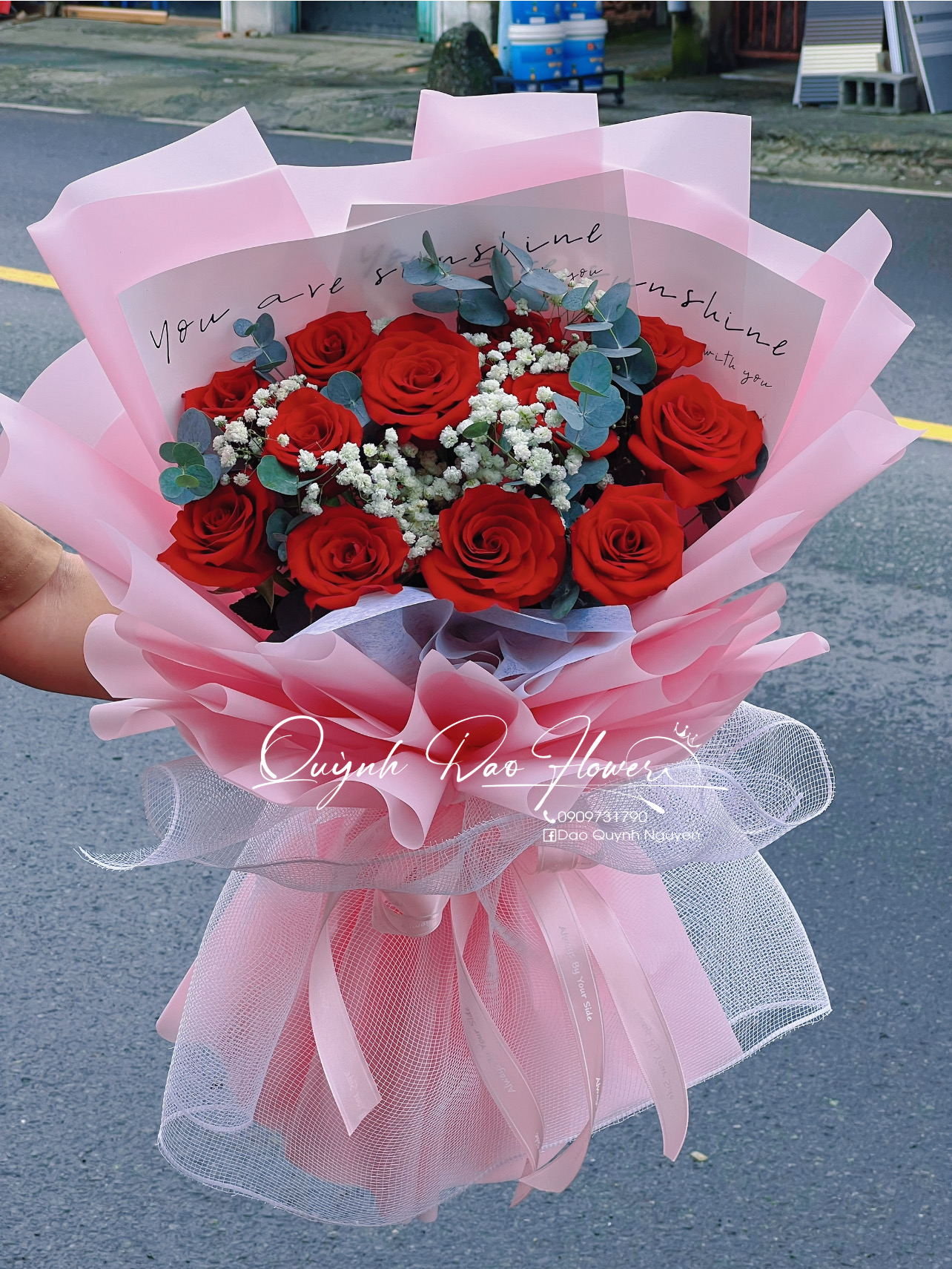 Bó hoa hồng đỏ 12 bông 