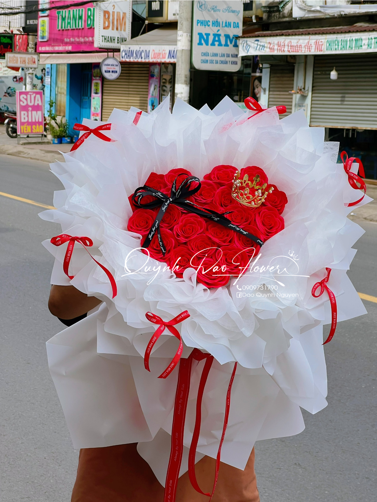 Bó hoa sáp cao cấp trái tim màu đỏ