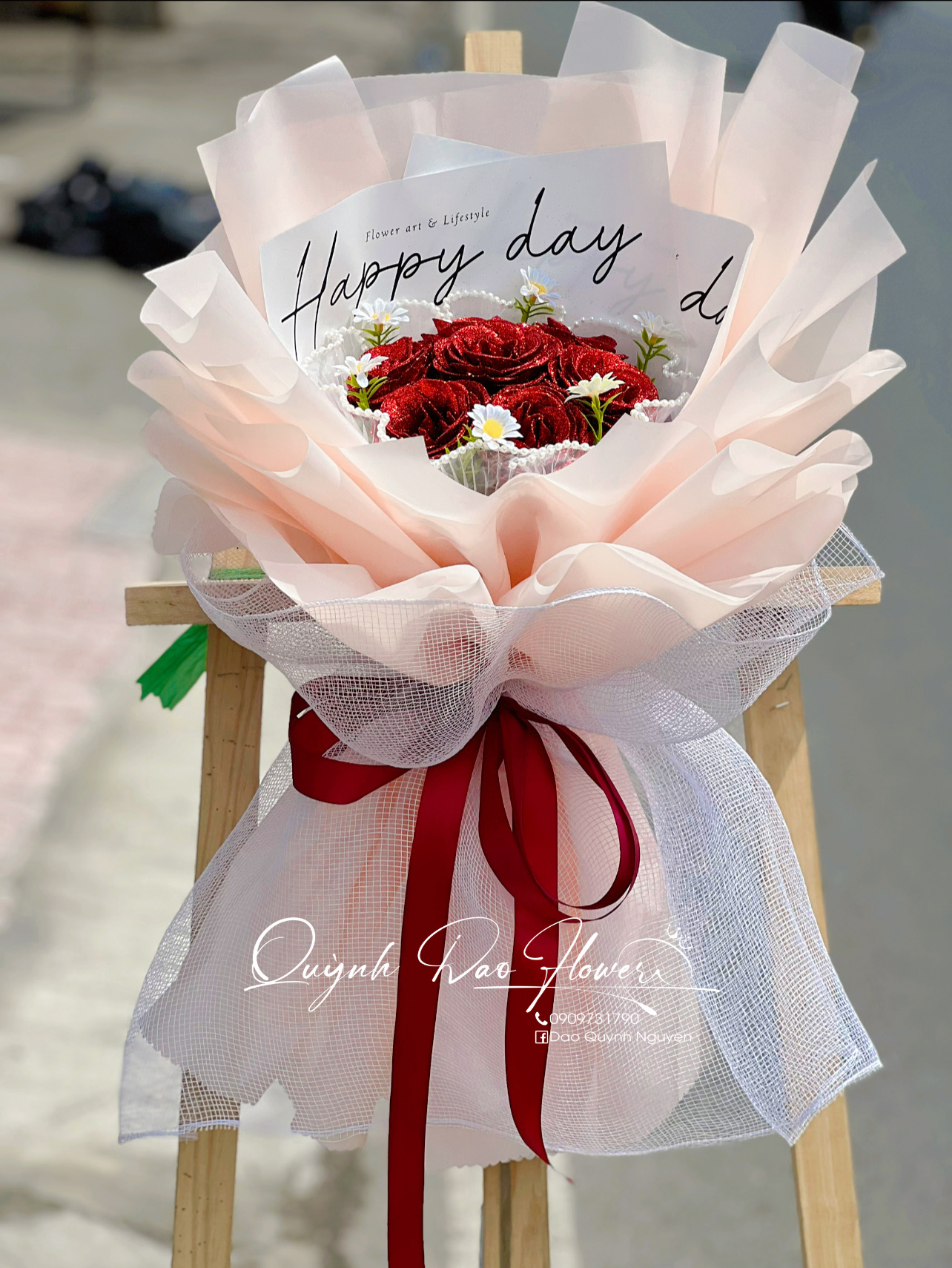 Bó hoa kim tuyến 7 bông đỏ giá rẻ