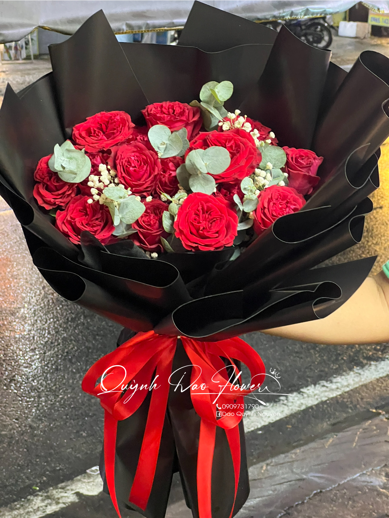 Bó hoa hồng ohara đỏ tại Thủ Dầu Một, quận 2