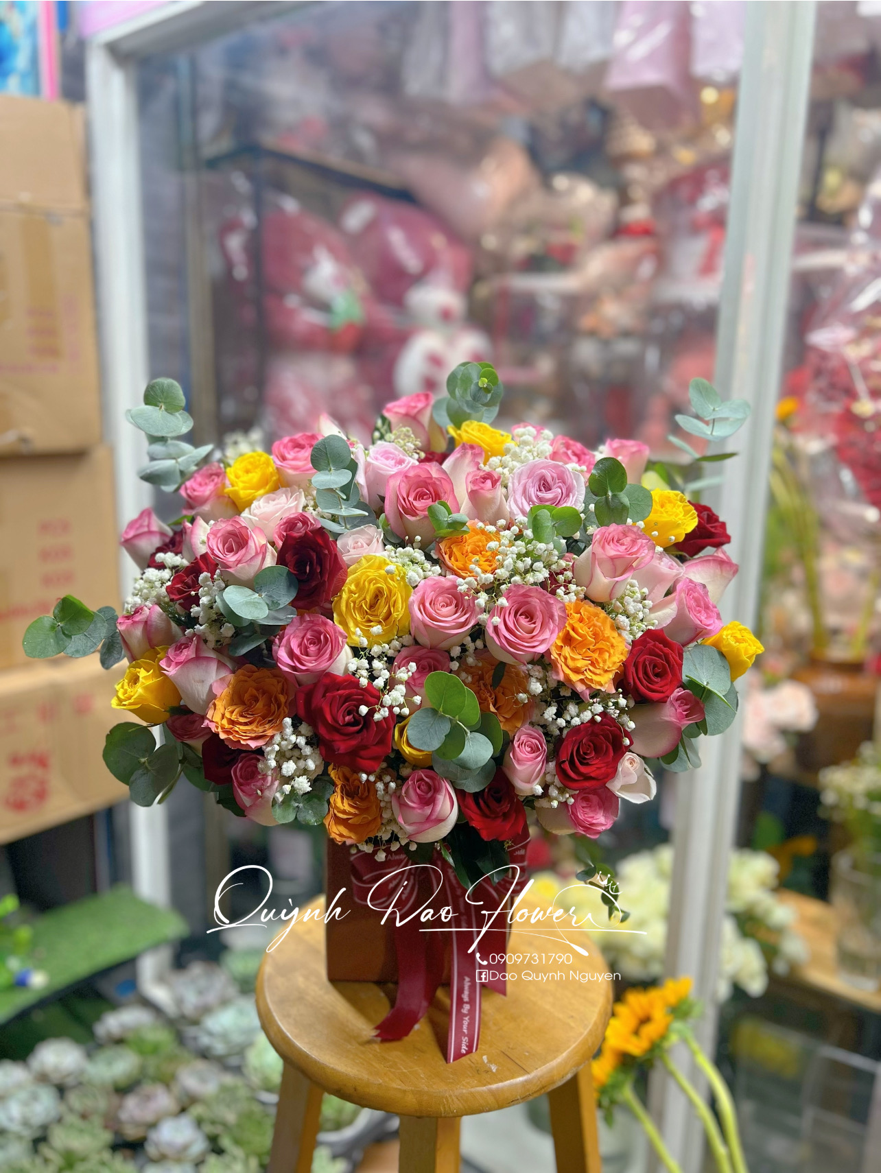 Giỏ hoa hồng mix đủ màu 