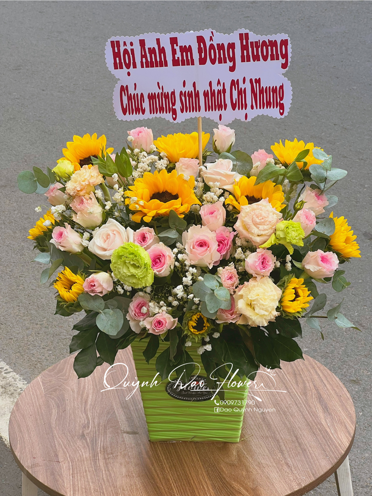 Giỏ hoa Hồng hội đồng hương 