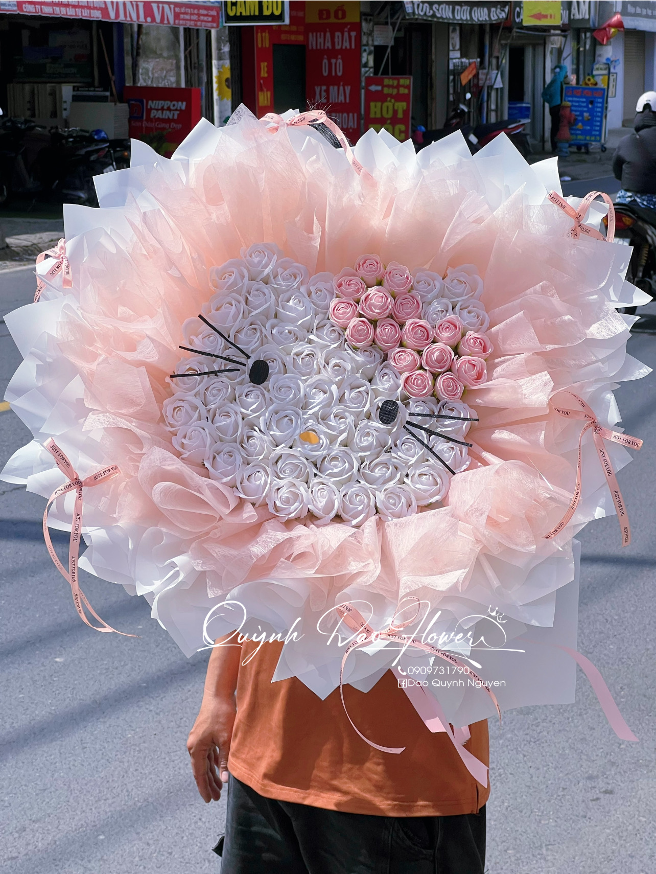 Bó hoa sáp hello kitty quận 12