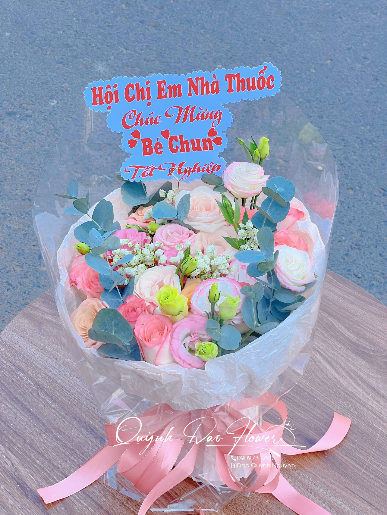 Bó hoa  tone Hồng kiểu Hàn