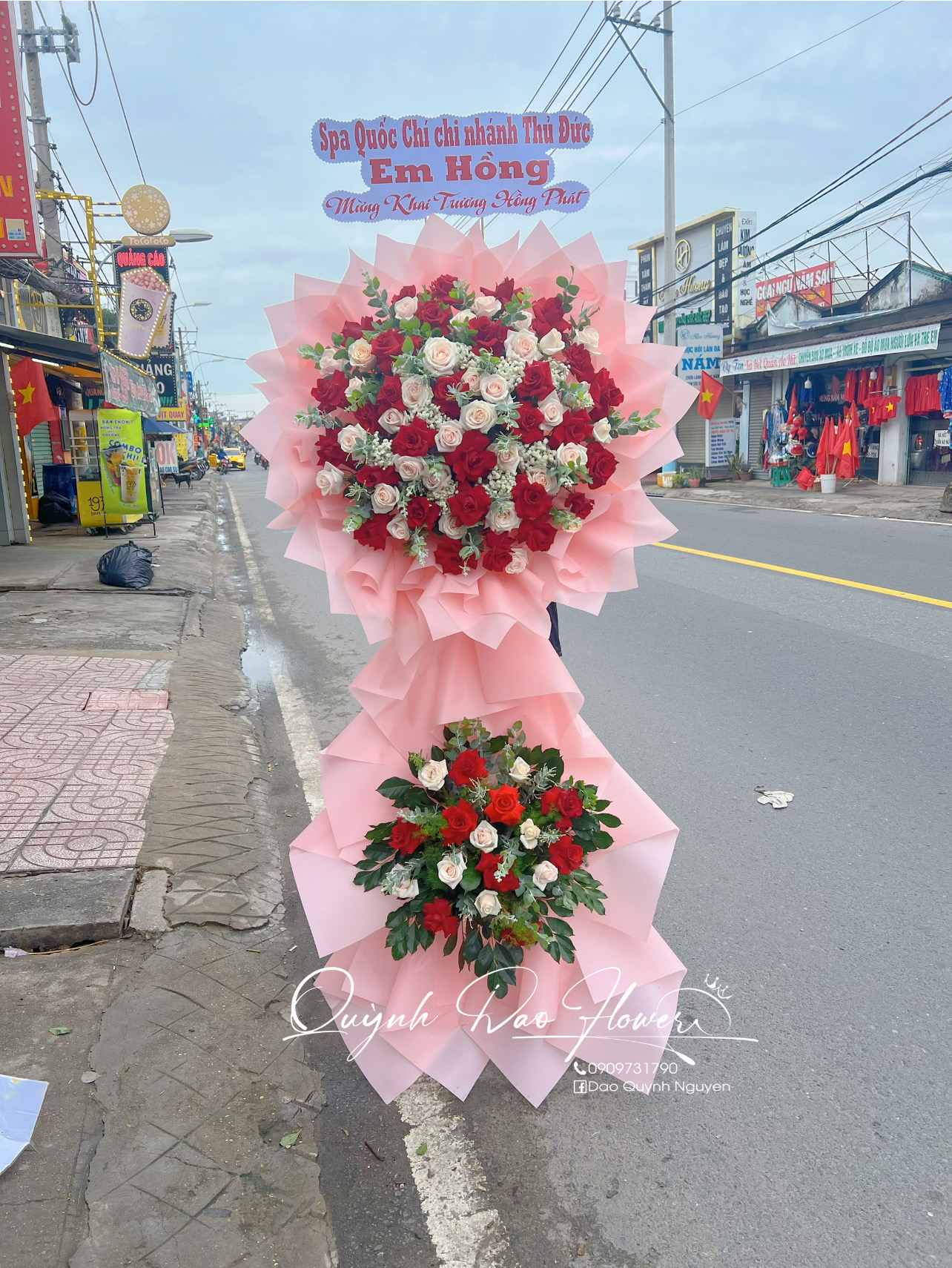 Kệ hoa khai giảng 