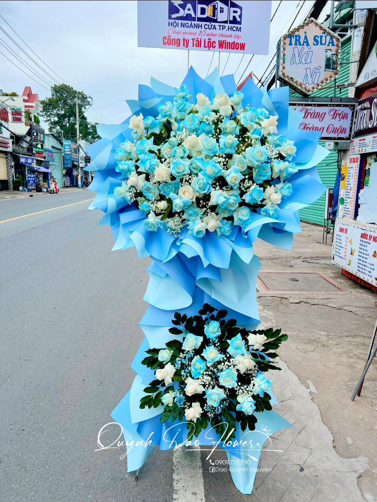 Kệ khai trương, kỉ niệm thành lập công ty tone xanh dương 