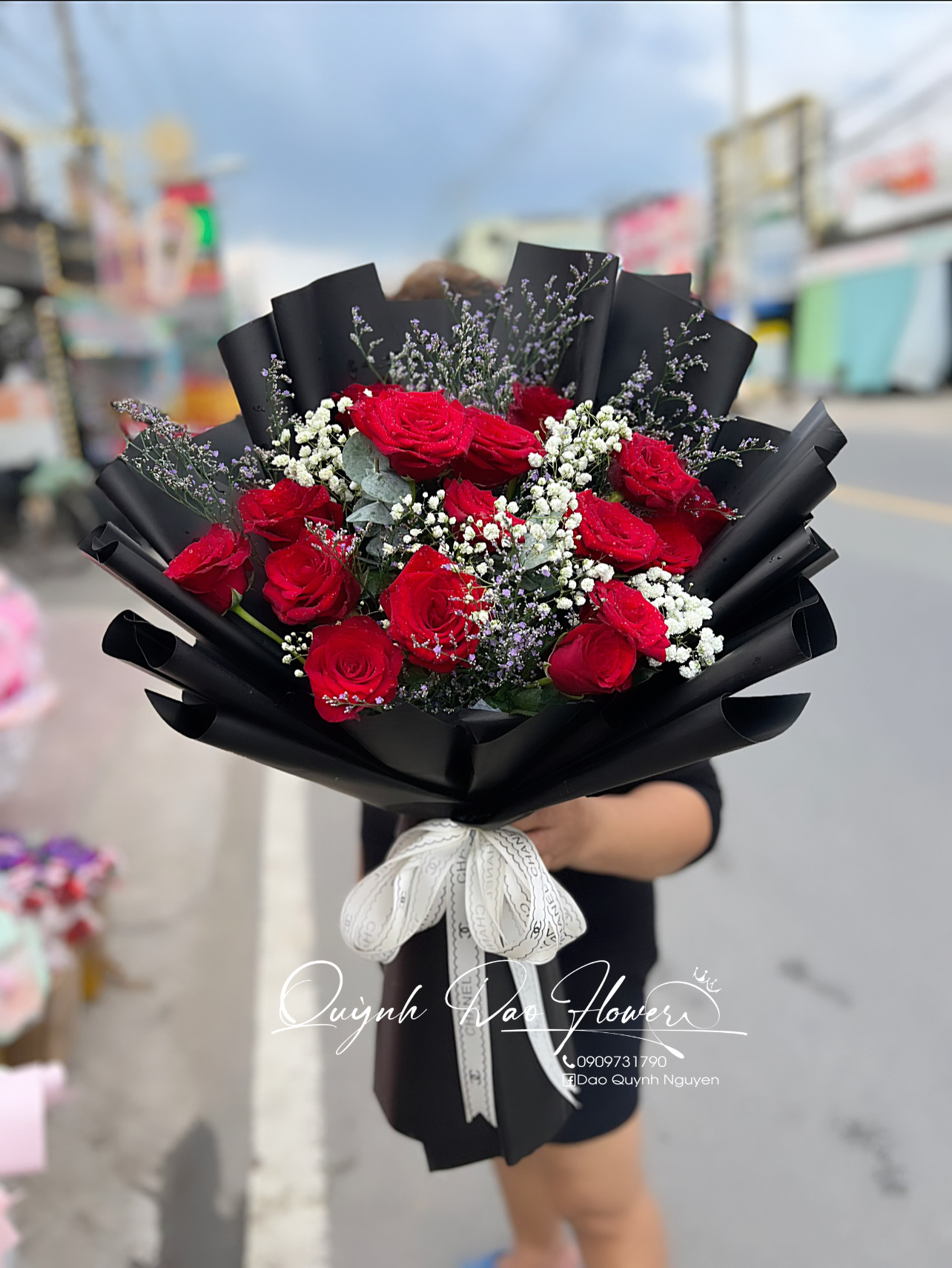Bó hoa hồng đỏ Huyền bí