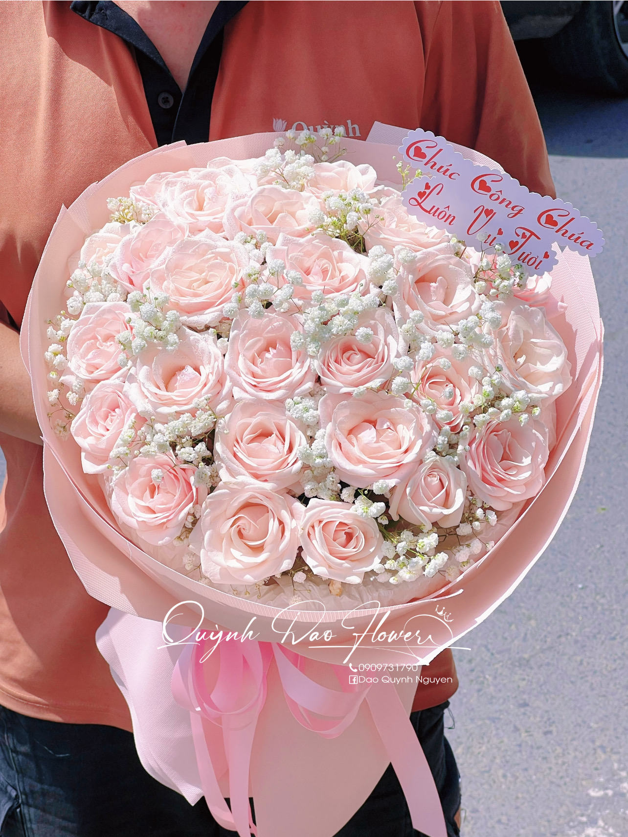 Bó hoa hồng kem quận 12