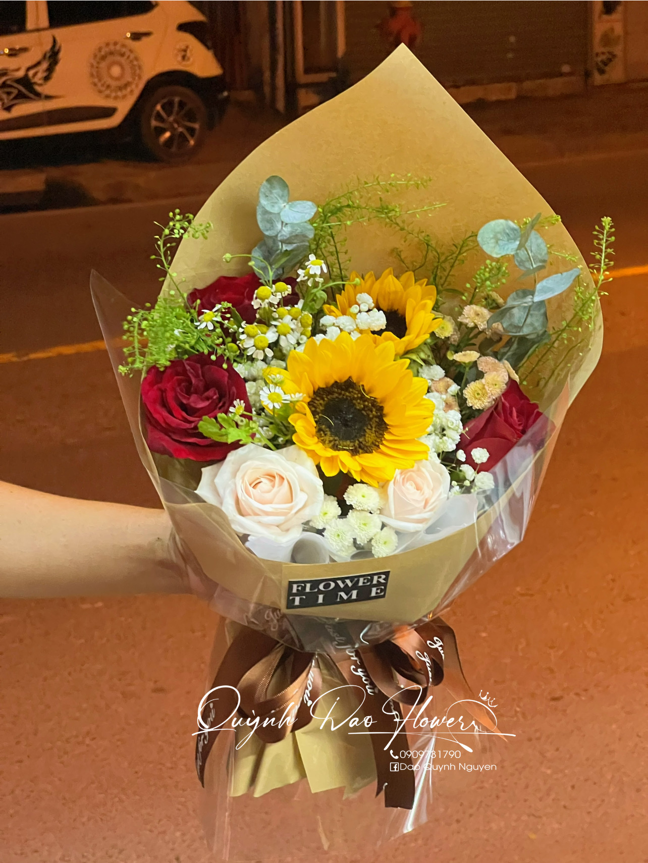 Hoa tri ân ốc quế 