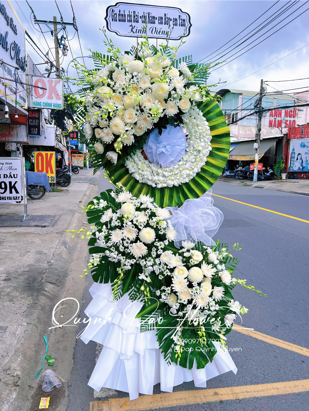 Kệ viếng 3 tầng to dĩ an