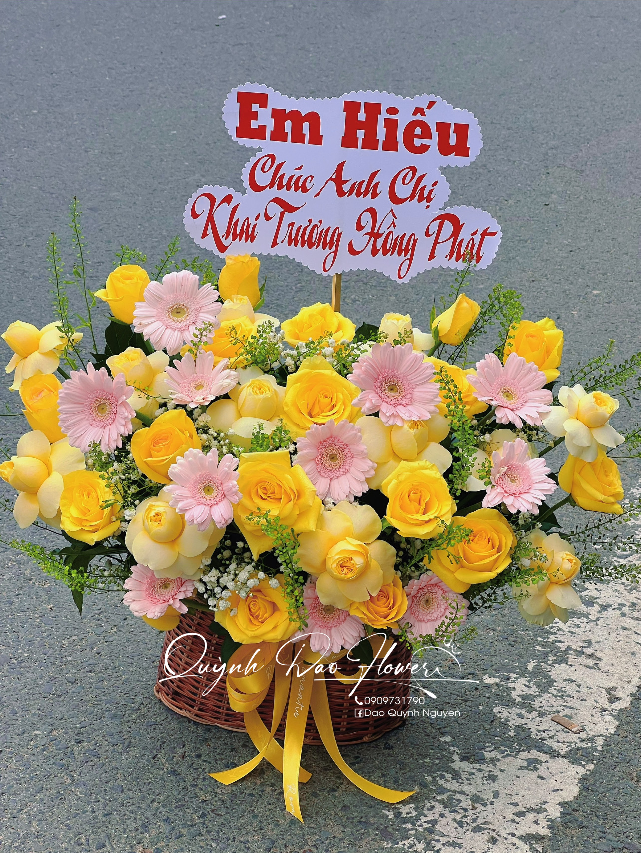 Giỏ hoa thuận an
