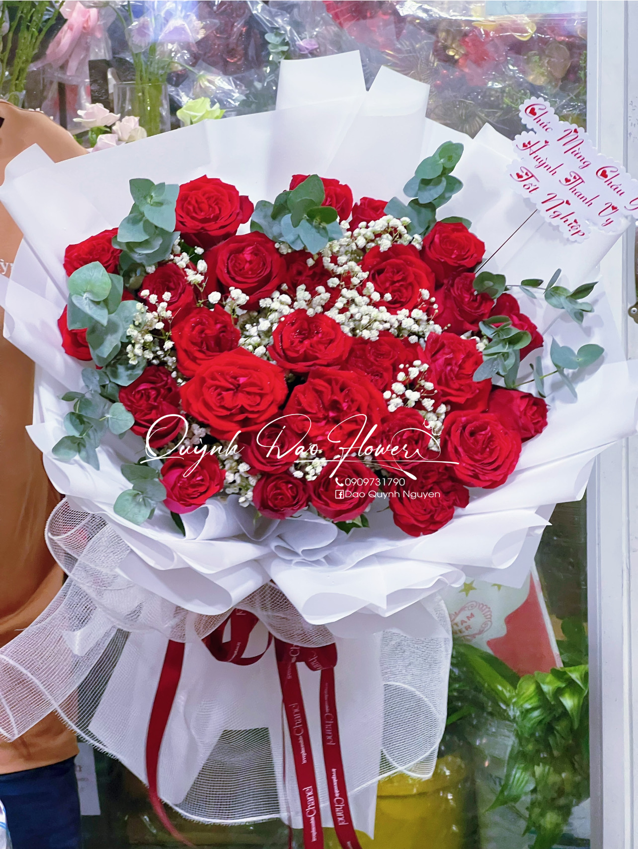 Bó hoa hồng đỏ ohara hóc nôn