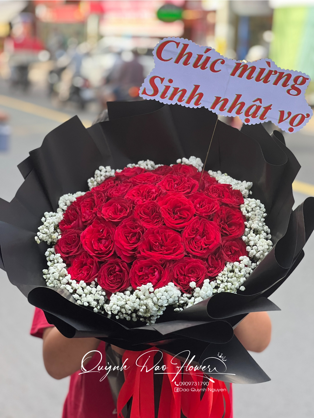Bó hoa Hồng đỏ ohara 30 bông mix bi tươi 
