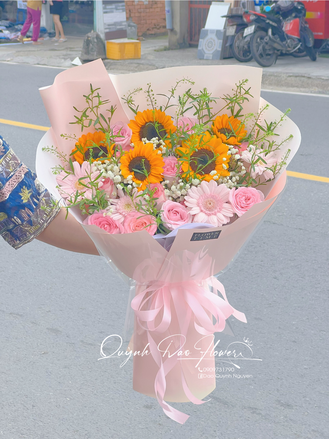 Bó hoa tốt nghiệp Gò vấp 
