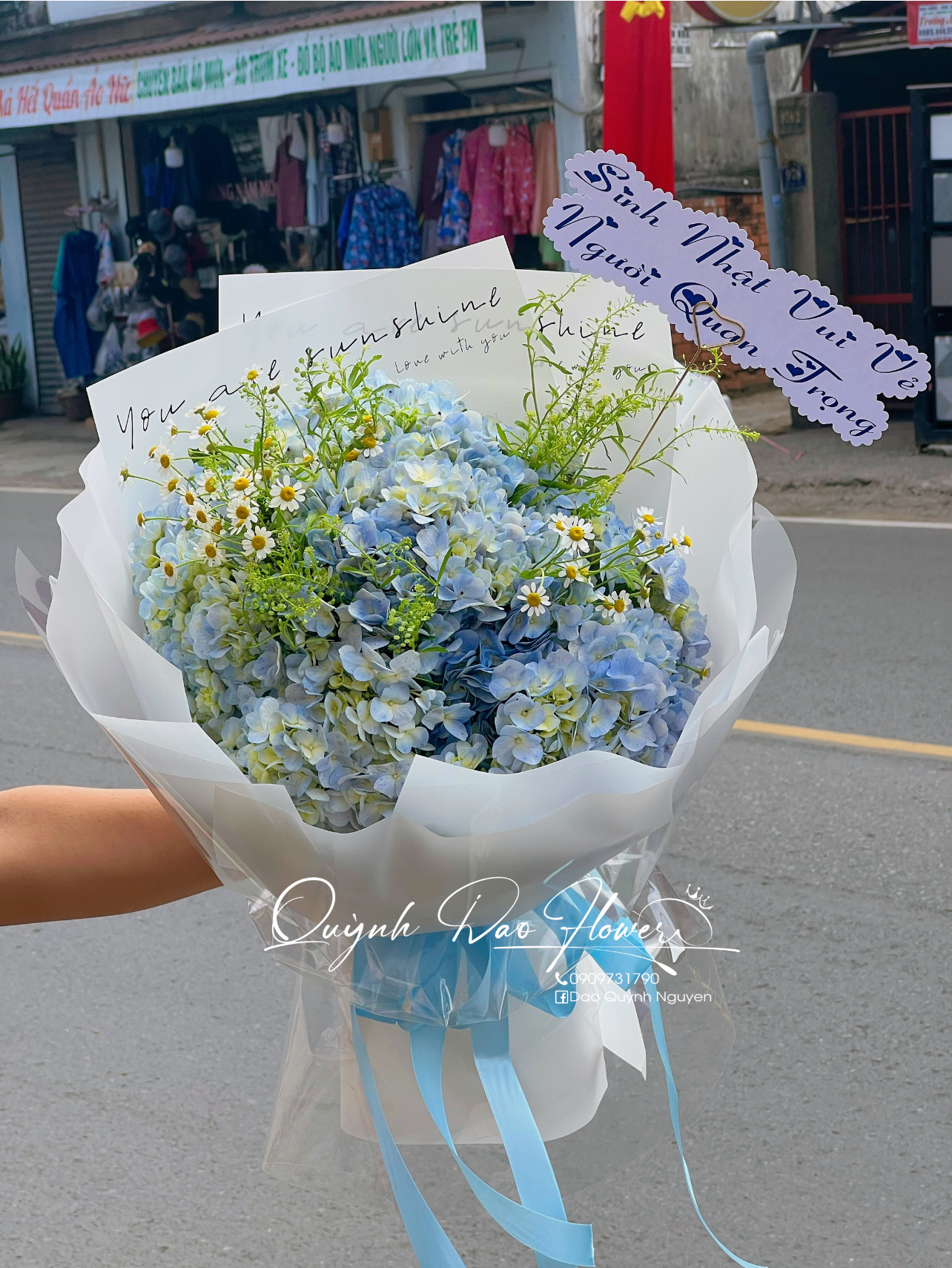 Bó hoa Cẩm Tú cầu to đẹp tặng người yêu tốt nghiệp 
