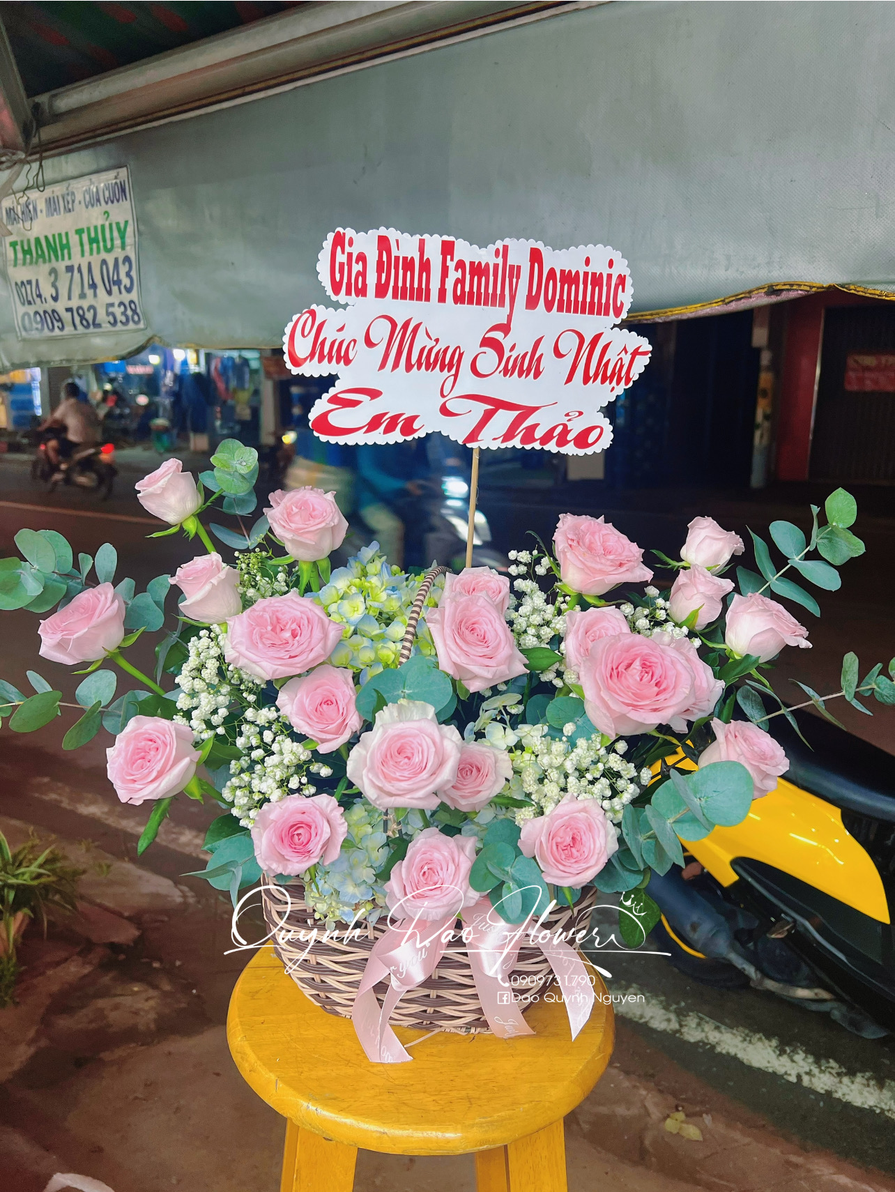 Giỏ hoa để bàn mix Cẩm Tú cầu 