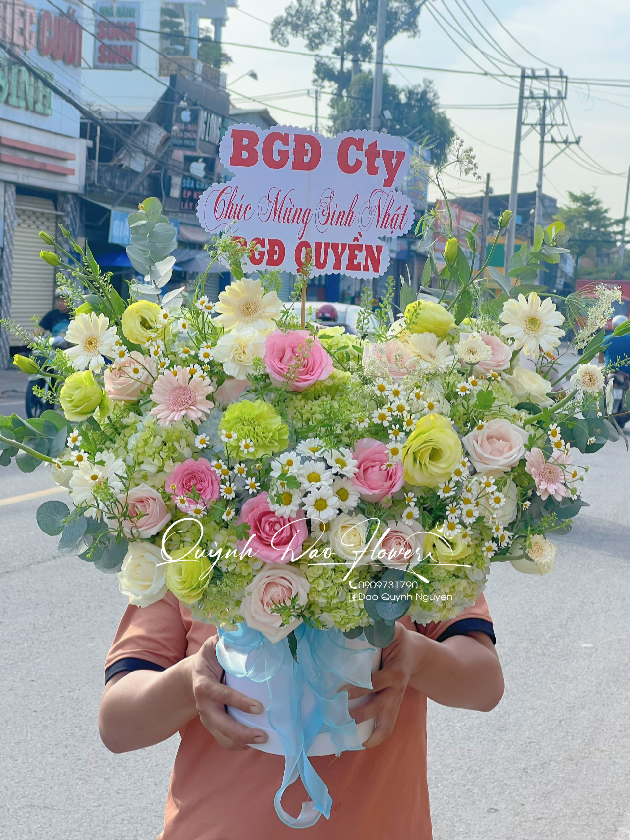 Giỏ hoa tặng giám đốc