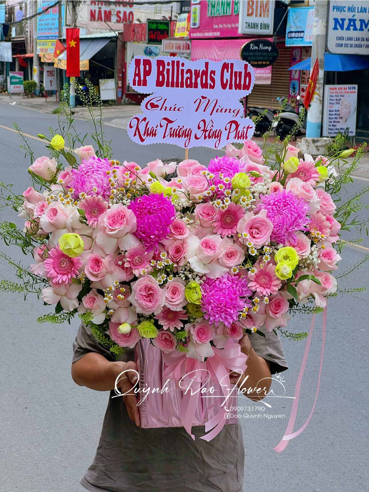 Giỏ hoa màu Hồng tặng khai trương 