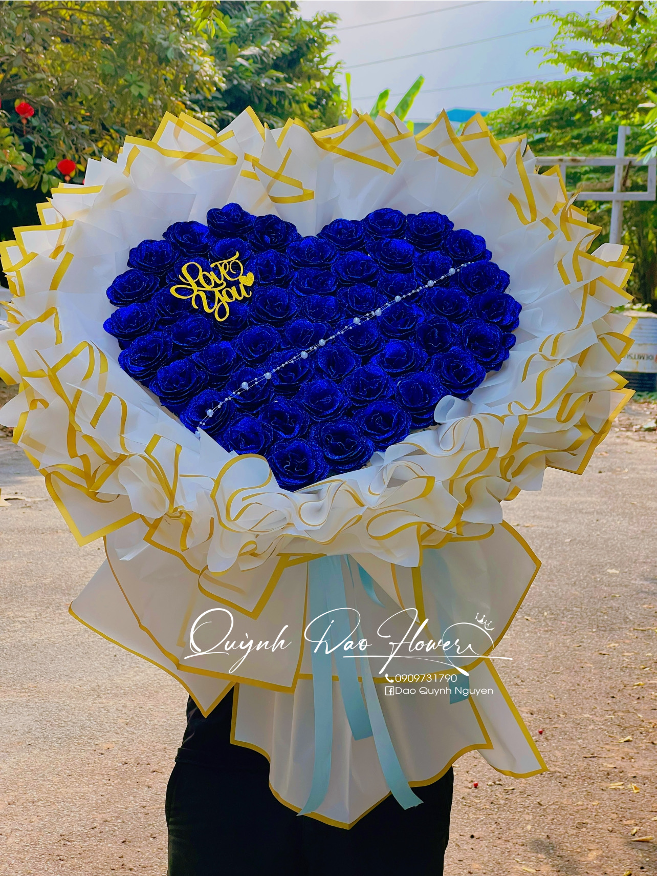 Bó hoa xanh dương công chúa 
