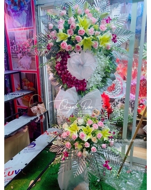 Kệ viếng rẻ đẹp tại HCM