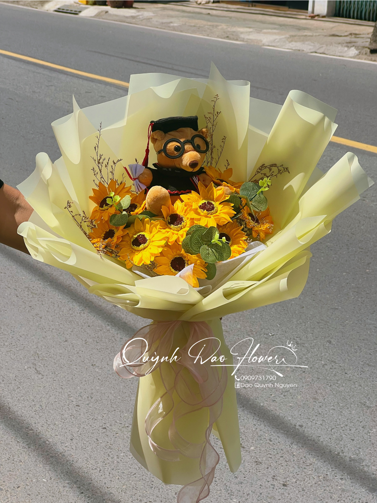 Hoa và gấu  Thủ Đức 