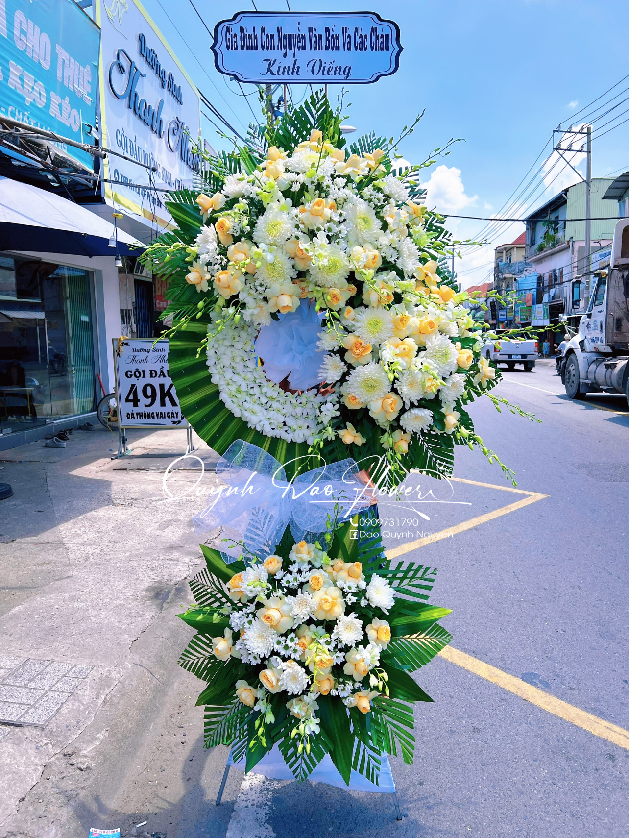 Kệ viếng 3 tầng thủ Đức 