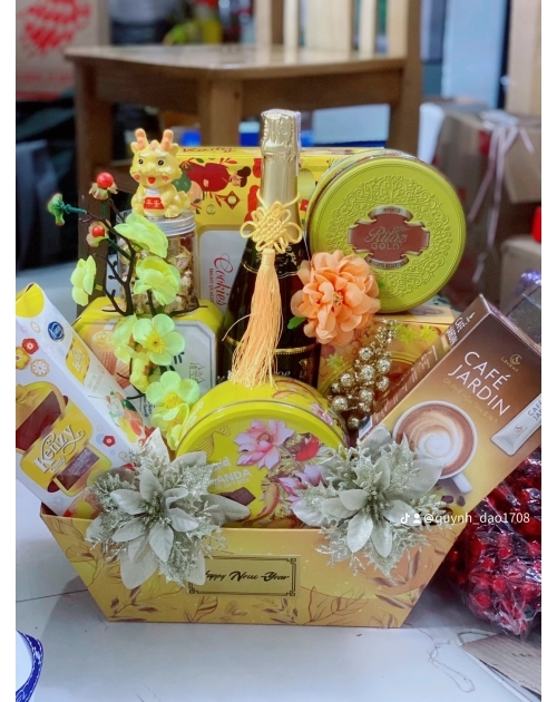 Giỏ quà Tết gia đình 