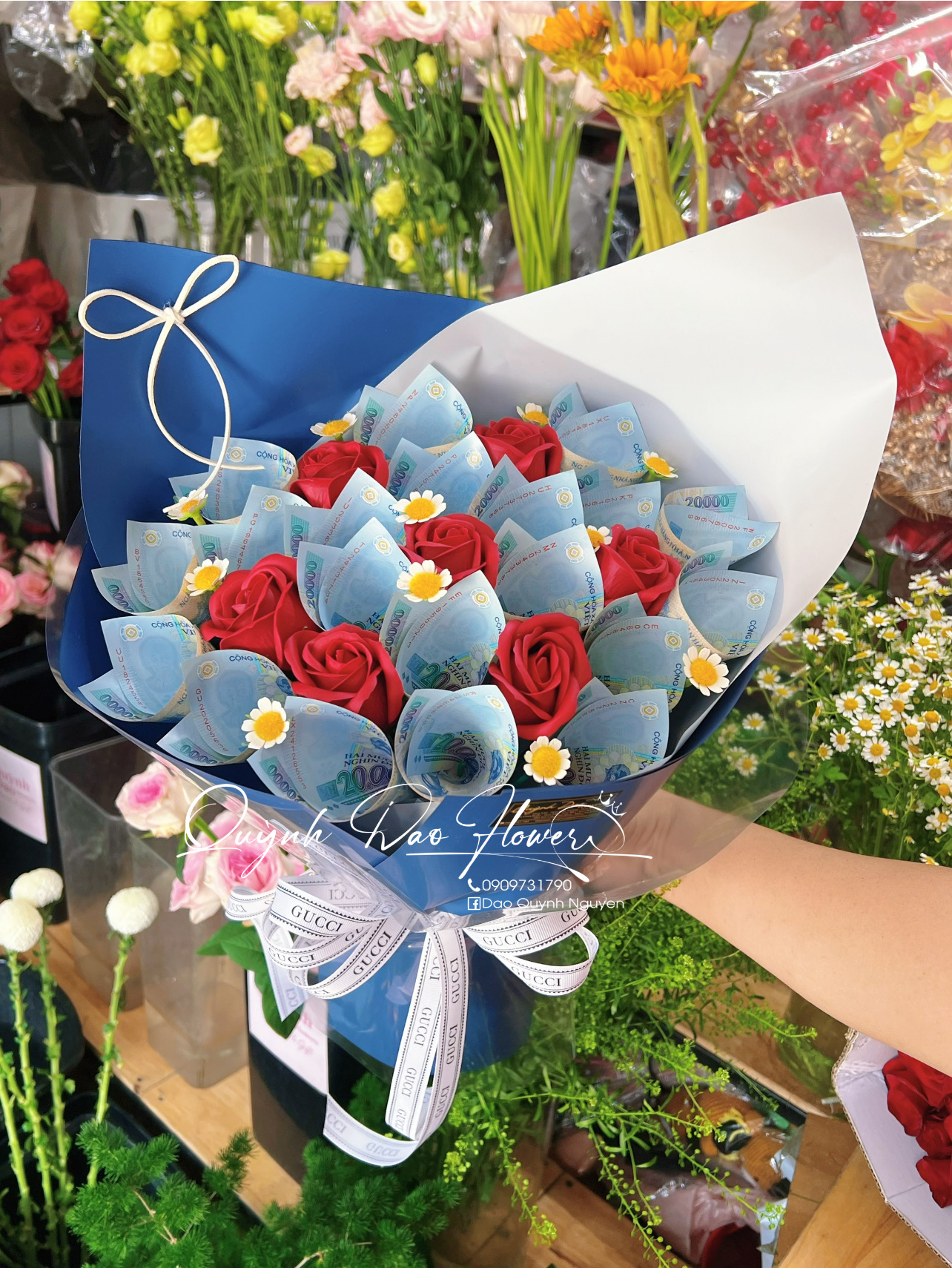 Hoa tiền dĩ an