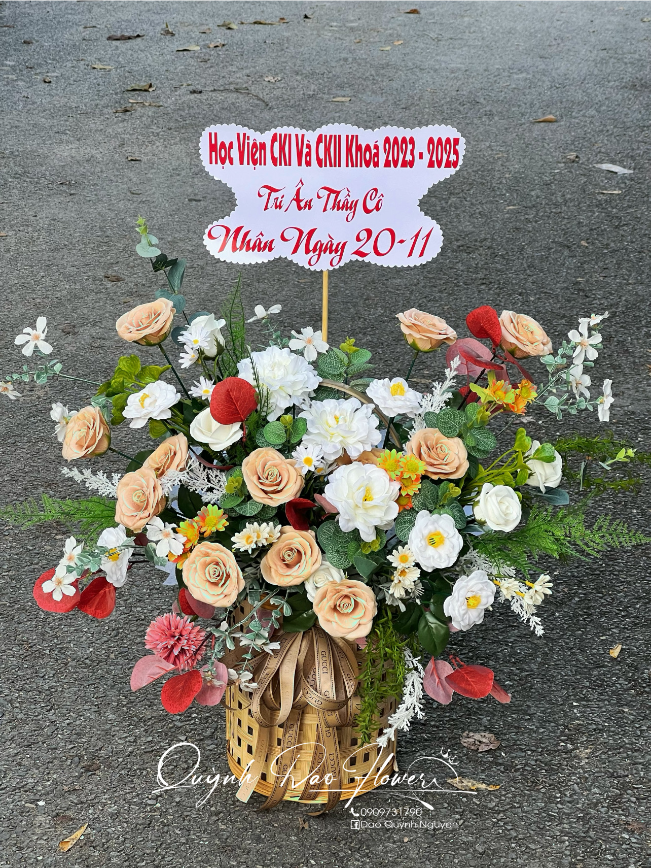 Giỏ hoa sáp cao cấp tone nâu