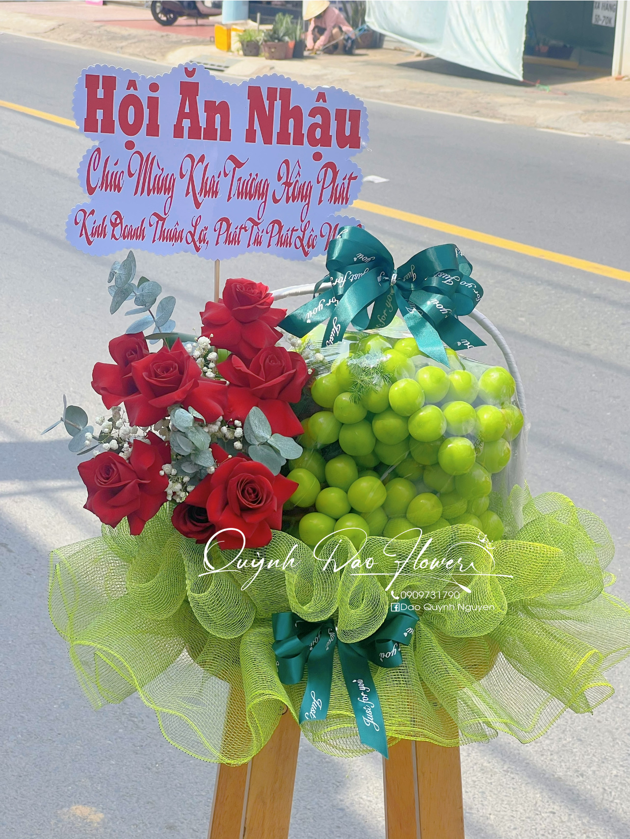 Giỏ trái cây nho xanh Thuận An