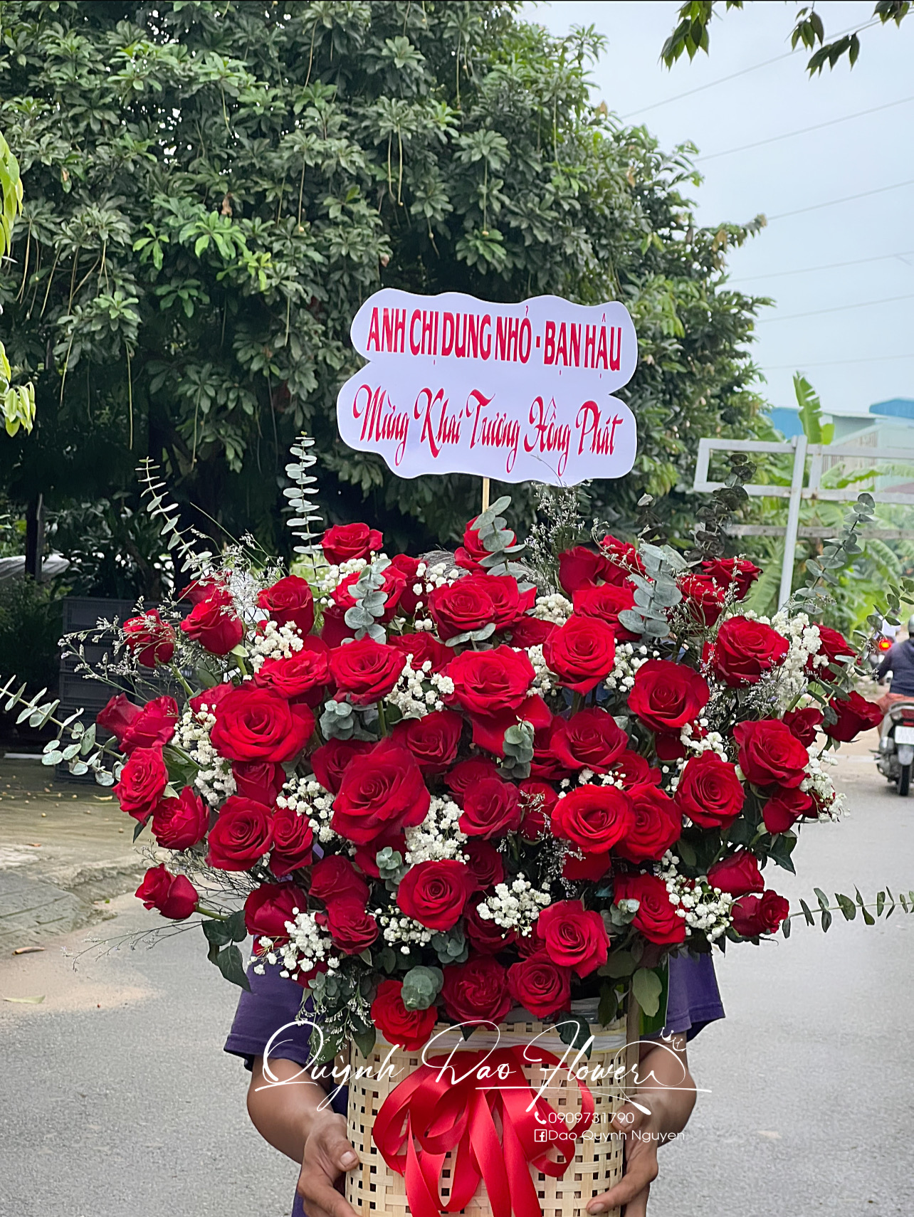 Giỏ hoa để bàn to đẹp 
