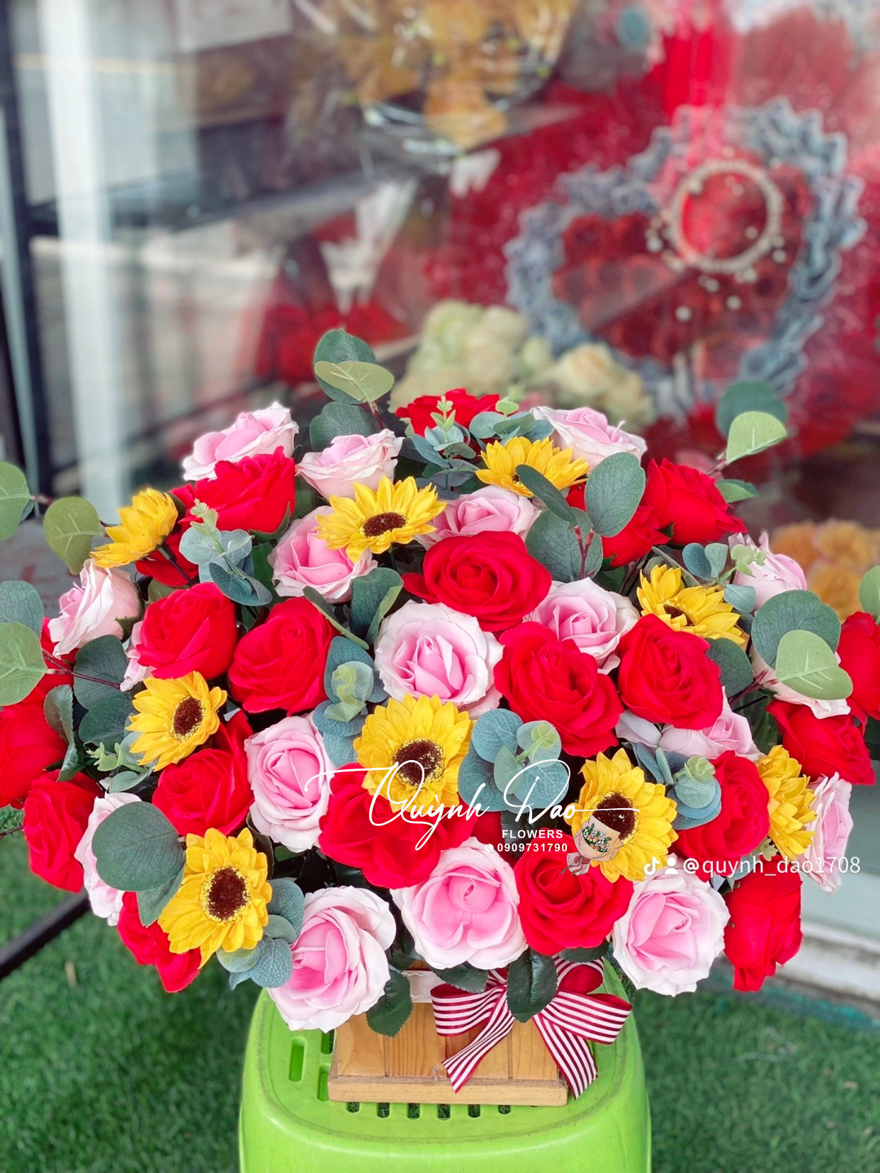 Giỏ hoa Hồng để bàn đẹp rẻ