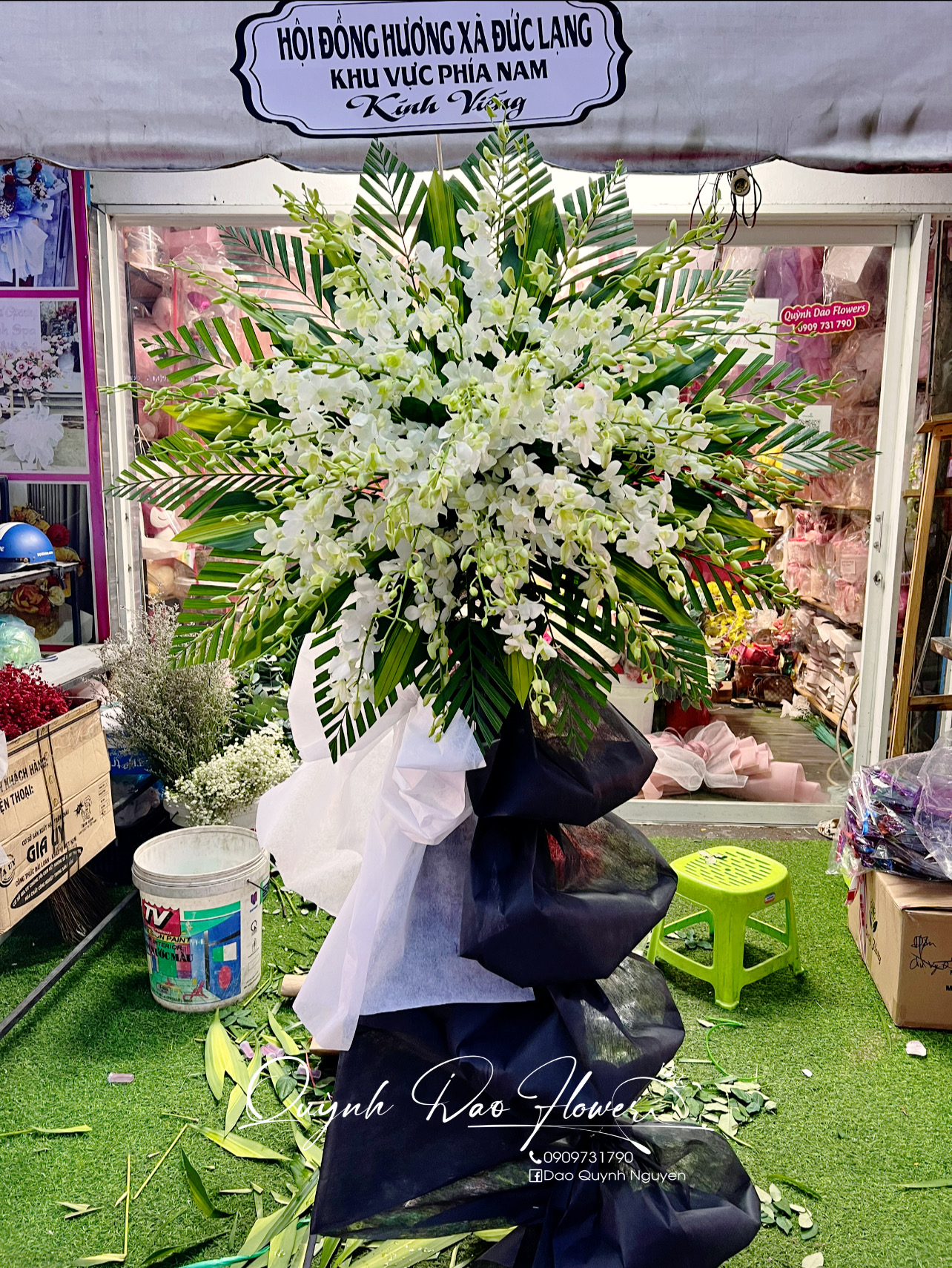 Kệ viếng người thân 