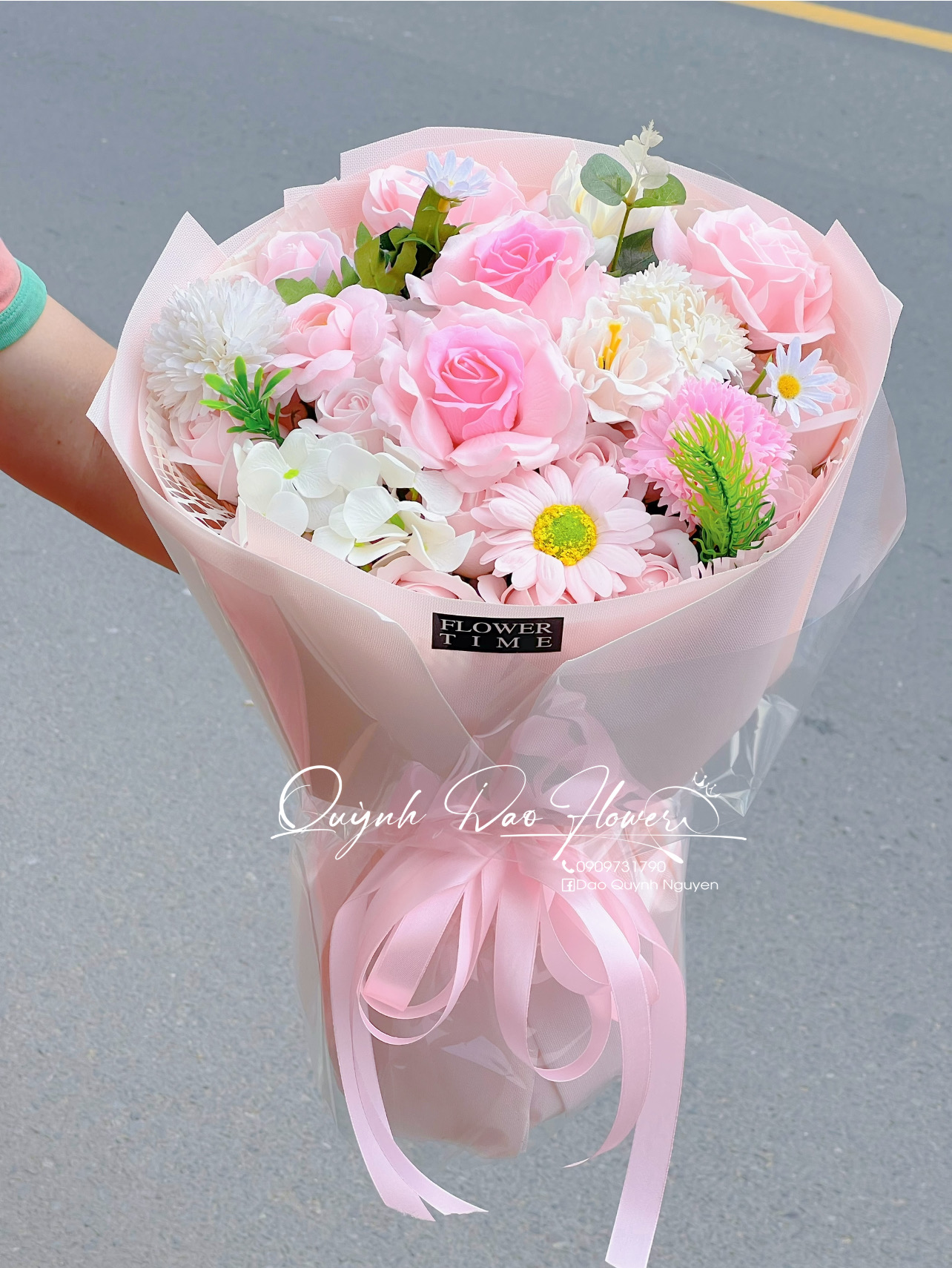 Bó hoa sáp mix kiểu Hàn tại Thuận an 