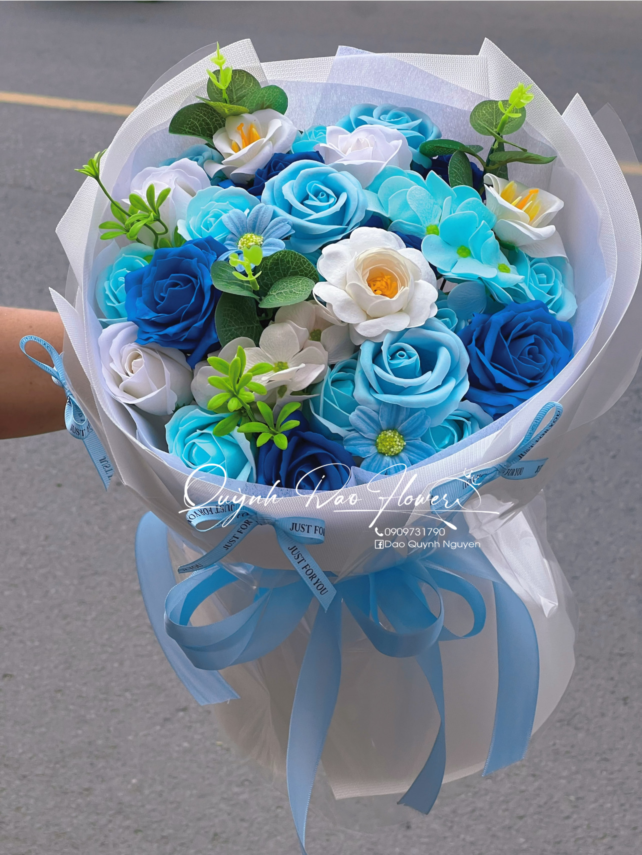 Bó hoa sáp xanh kiểu Hàn 