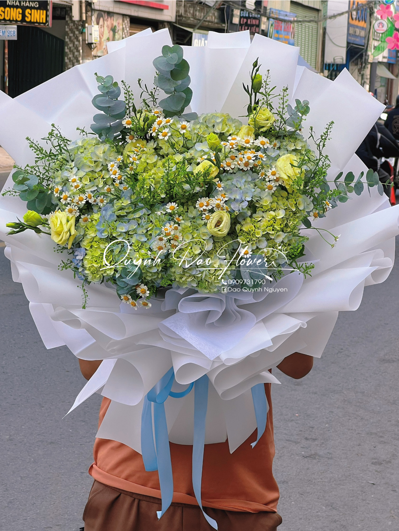 Bó hoa cẩm tú cầu to đẹp quận 12
