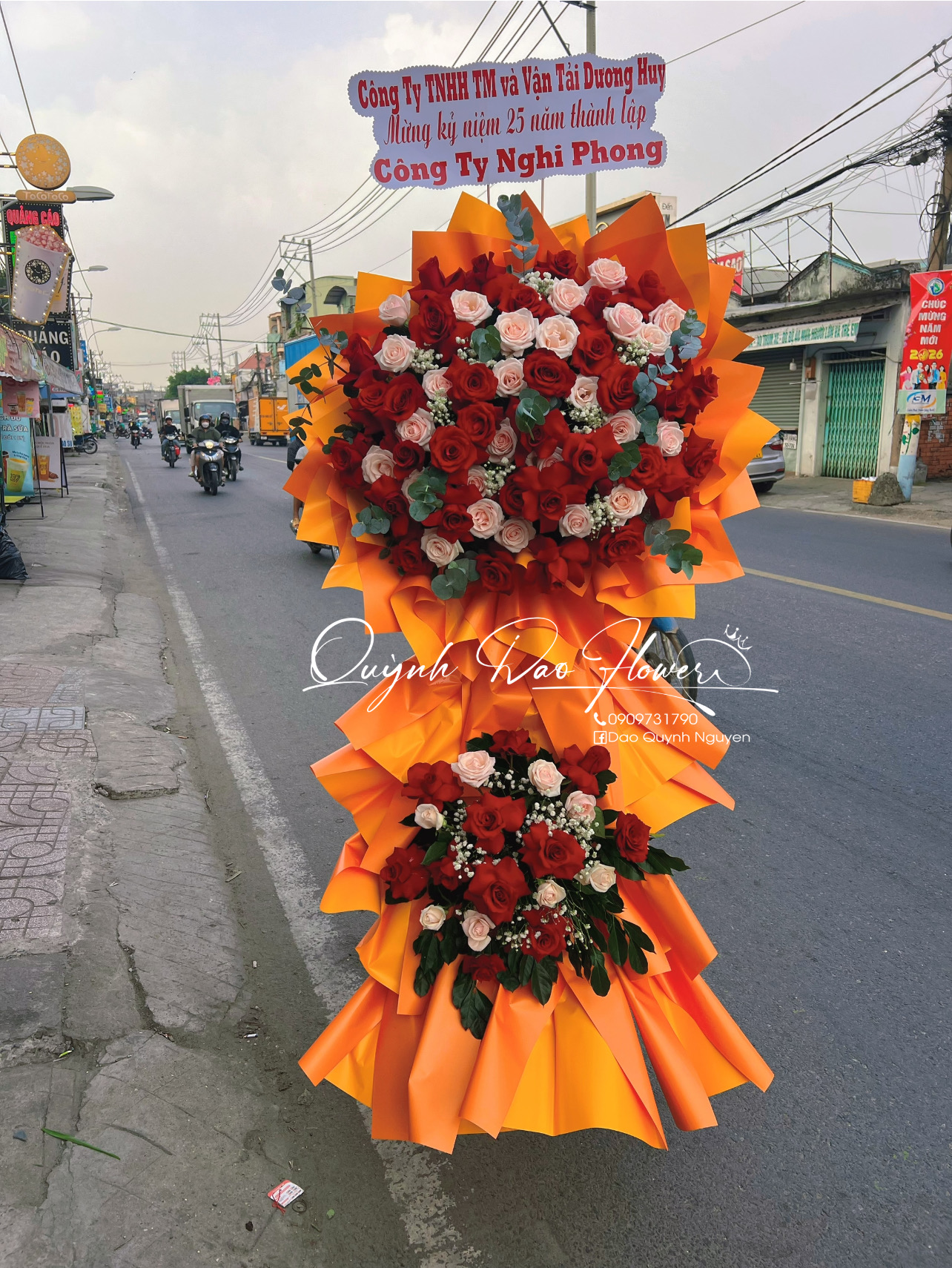 Ke khai trương màu cam to đẹp 