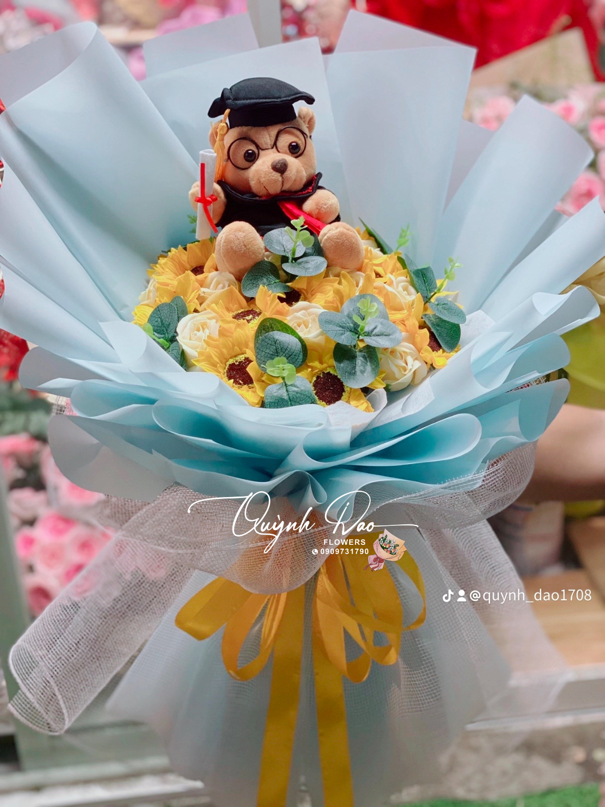 Gấu tốt nghiệp ngày ra trường 