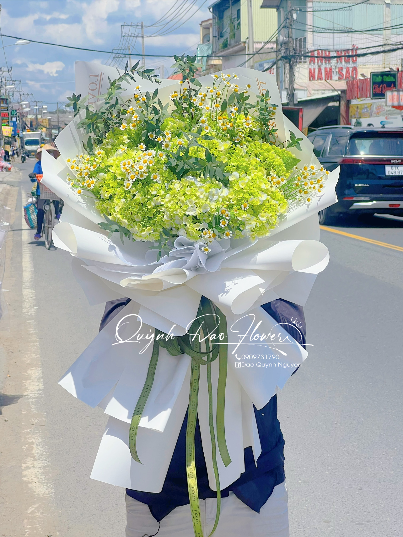 Bó hoa Cẩm Tú cầu khổng lồ  thủ Đức 