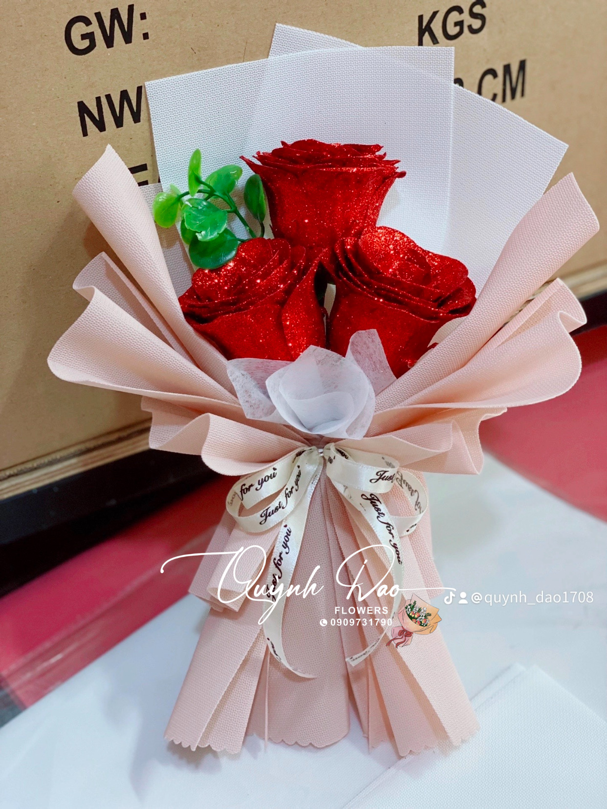 Bó hoa kim tuyến 3 bông 